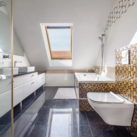 Walk - Premium Duplex With Terrace + 2 Parking