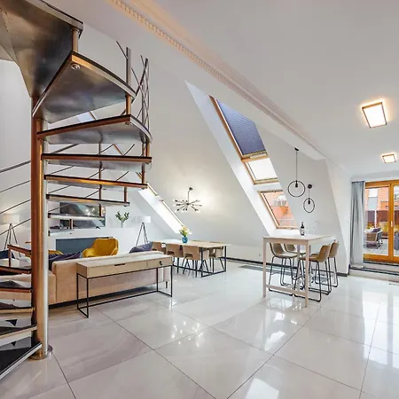 Walk - Premium Duplex With Terrace + 2 Parking Apartmán